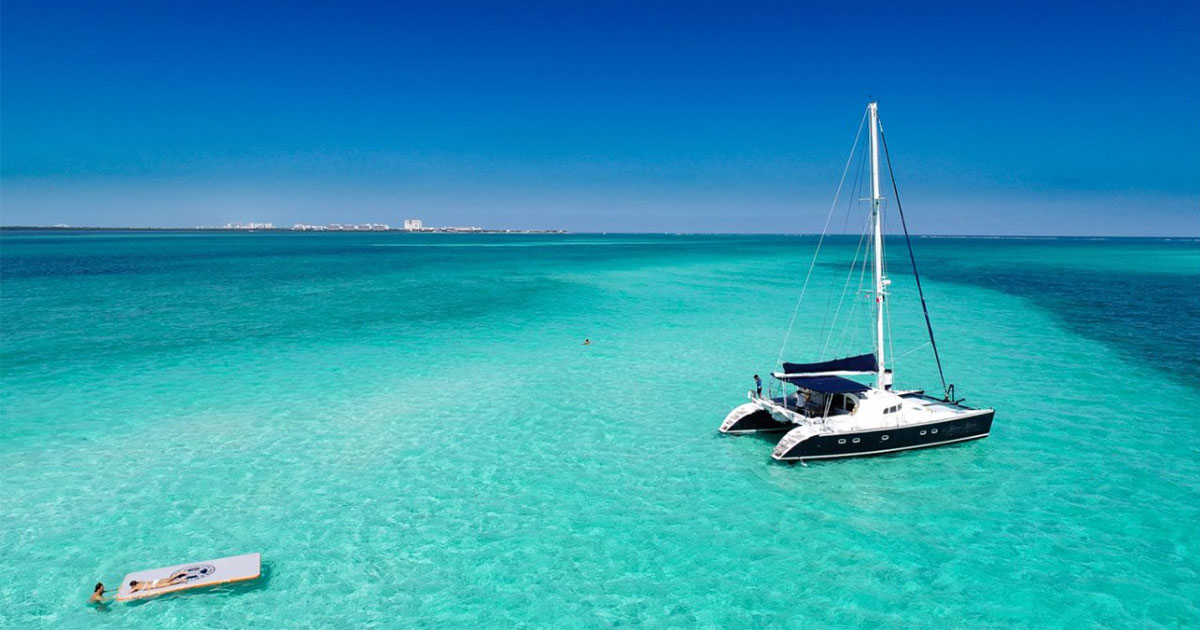 SAILING & CATAMARAN TRIPS